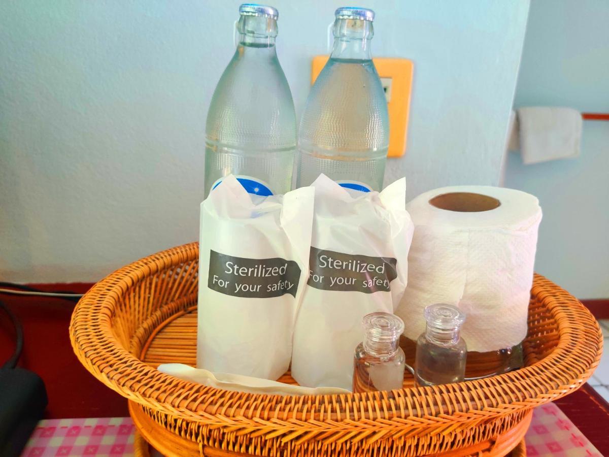 Thong Paeka Hotel Prasat エクステリア 写真