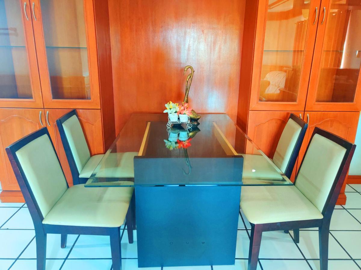 Thong Paeka Hotel Prasat エクステリア 写真
